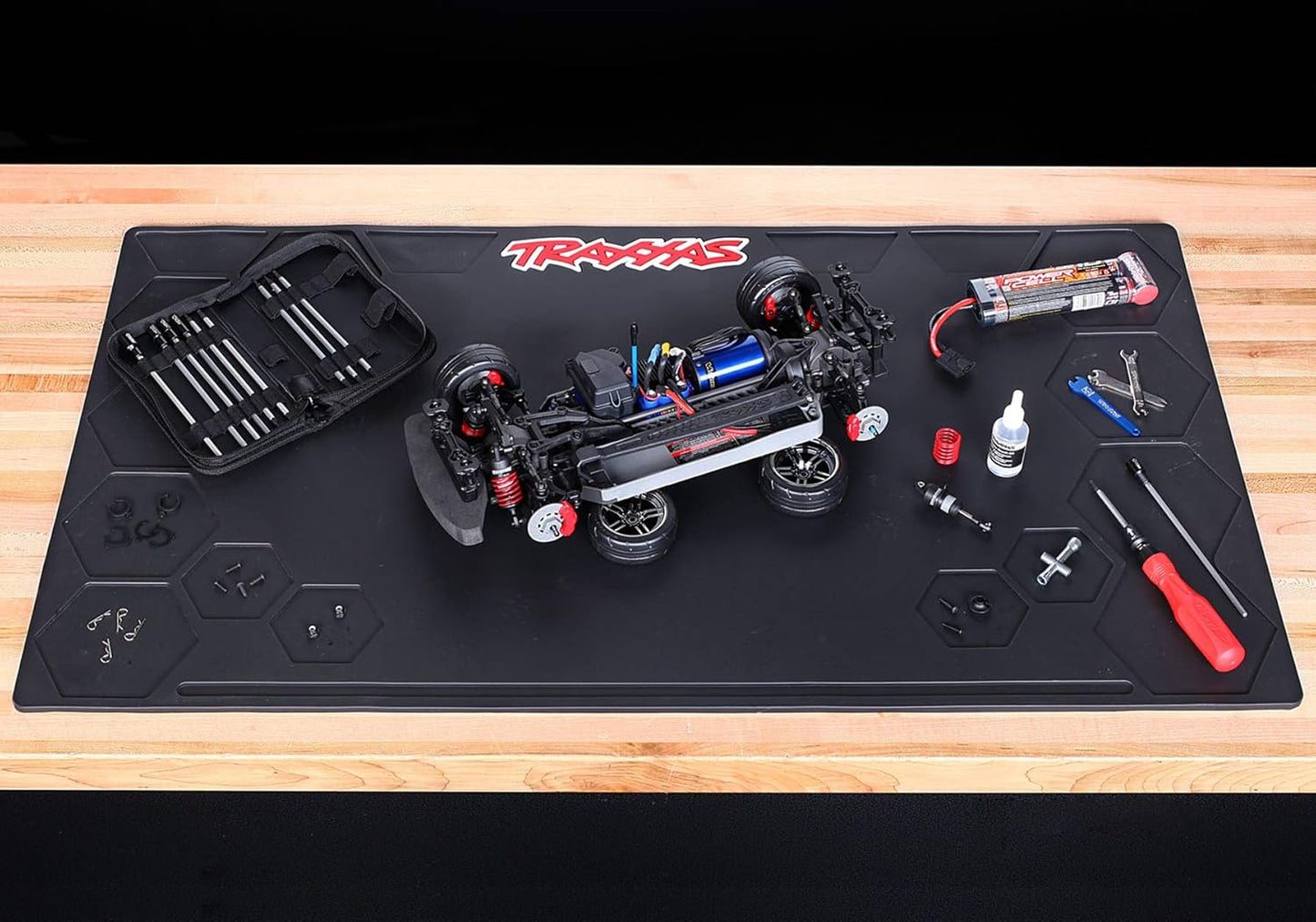 Traxxas 3426 - Pit Mat, Rubber, 36x20x0.25